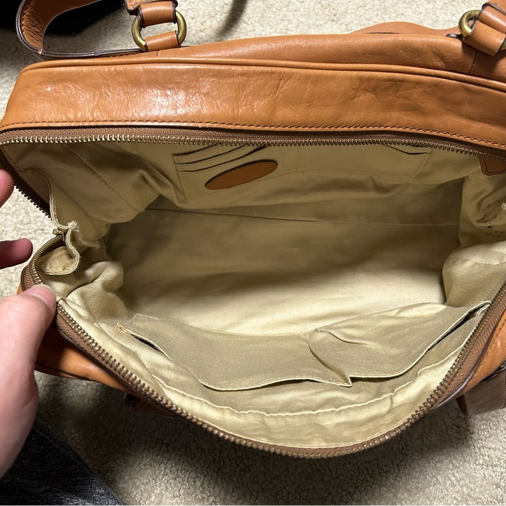 Purses - Picture 10 of 14